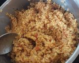 Baconbe göngyölt sajtos csirkemell paradicsomos bulgurral recept fázis 6 fotója