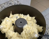 Foto del paso 9 de la receta: Budin de peras y chocolate facil, humedo y rico