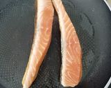 Une image de l'étape 4 de Pavé de saumon, mâche et mélange 4 céréales.