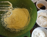 Foto del paso 1 de la receta: Bizcocho de sésamo blanco y negro con crujiente azucarado de frutos secos
