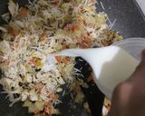 Foto langkah ke 3 dari resep Risol Rogout Ayam.