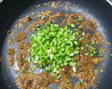 A picture of step 5 of Pudla Frankie.