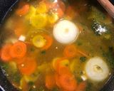 Tavaszi borsó leves recept fázis 4 fotója