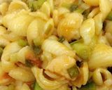 A picture of step 6 of Shell Macaroni.