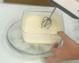 Hình bước làm 2 của món Passion fruit cheese cake