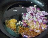 A picture of step 2 of Bhindi Masala.