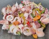 Foto langkah ke 4 dari resep Tumis Cumi Asin.