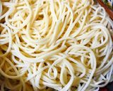 A picture of step 4 of Hakka Noodles.