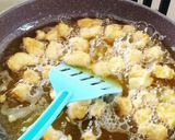 Foto langkah ke 4 dari resep Salmon Bites with Cheese Sauce.
