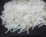 A picture of step 3 of Crispy Potato Lachha Chilla.