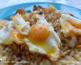 Foto del paso 6 de la receta: Arroz frito con pinchos morunos y huevos de codorniz