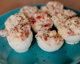Foto del paso 4 de la receta: Huevos rellenos de bacalao y pimiento