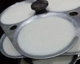 A picture of step 5 of Plain Idli.