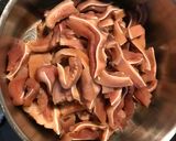 Foto del paso 3 de la receta: Oreja con salsa de tomate