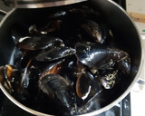 Foto del paso 2 de la receta: Mejillones al vapor