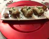 Foto del paso 6 de la receta: Pinchitos de lomo con champiñones con su salsa