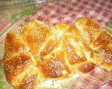 A picture of step 7 of Crosant filled with jam and chocolate.