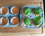 Une image de l'étape 2 de Cakes balls salés tomates mozzarella.