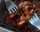Foto del paso 6 de la receta: Queso Brie con Salteado de Tomates en Salsa de Soya