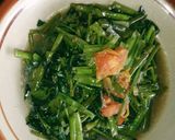 Foto langkah ke 5 dari resep Tumis Kangkung Segar dan Enak.