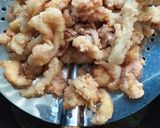Foto langkah ke 8 dari resep Cumi Goreng Tepung.