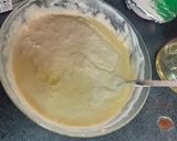 A picture of step 3 of Lemon & berry pancakes.