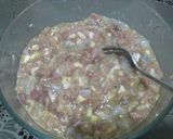 A picture of step 1 of Prawn and Pork Toast.