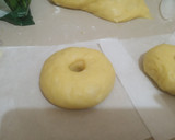 Foto langkah ke 3 dari resep 20. Donat Ubi Kuning.