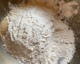 A picture of step 1 of English Muffins.