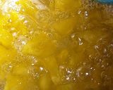 A picture of step 1 of Ripe and unripe mango juice.