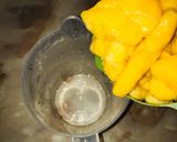 A picture of step 1 of Frozen Mango smoothie.