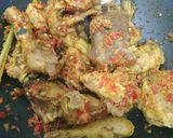 Foto langkah ke 3 dari resep Ayam Masak Kemangi (Woku).