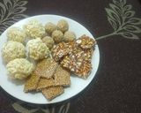 A picture of step 5 of Til and Peanut chikki.