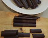 Foto langkah ke 5 dari resep Choco Stick Cookies.