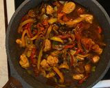 Φωτογραφία βήματος 6 της συνταγής Noodles με λαχανικά και κοτόπουλο 🍜