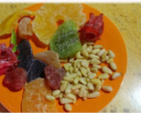 Foto del paso 6 de la receta: Galletas mini de almendra molida y piñones
