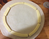 Foto del paso 1 de la receta: Pizza 🍕 con bordes de queso 🧀
