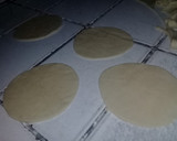 Foto del paso 1 de la receta: Masa de empanadas caseras!!!🍶😊😊ideales para el horno