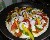 A picture of step 6 of Pizza without ovenstory.