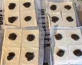 Une image de l'étape 3 de Bouchées feuilletées à la truffe, feta et sésame.