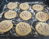 Foto del paso 13 de la receta: Pastelitos de hojaldre rellenos con natillas y ciruelas en almíbar