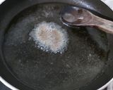 Foto langkah ke 3 dari resep Tumisan Bawang. Enak banget.