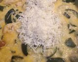 Foto del paso 6 de la receta: Guiso de pollo al curry y calabacín