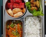 Foto langkah ke 7 dari resep Bekal Chicken Popcorn dan Tumis Sayur.