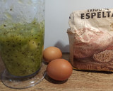 Foto del paso 1 de la receta: Pancakes de kiwi (BLW)