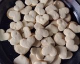 Foto del paso 3 de la receta: Galletitas de manteca 😋