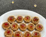 Foto langkah ke 5 dari resep Thumbprint Almond Pulp Cookies with Lime Marmalade.