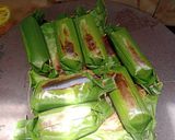 Foto langkah ke 4 dari resep Lemper Bunga Telang.
