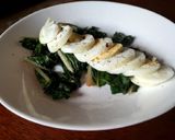 A picture of step 6 of Spinach egg salad.