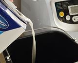 Foto del paso 3 de la receta: Yogur casero en panificadora 🥛